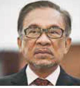 Time running out as Malaysia’s Anwar fights for top job