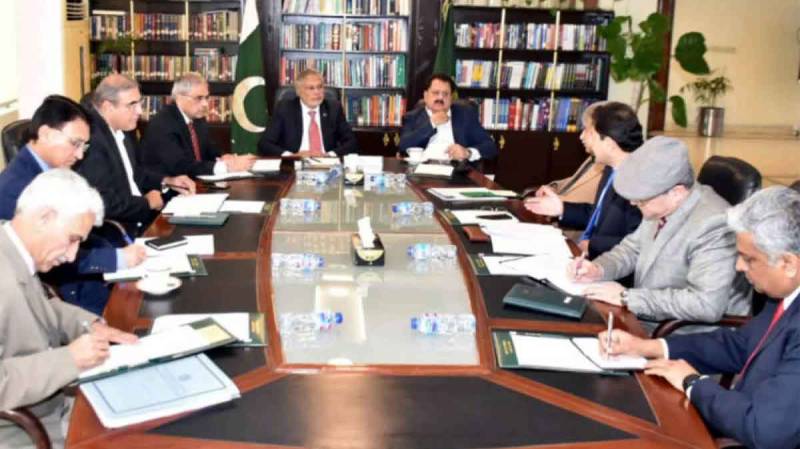 Finance minister for maintaining strategic reserves of sugar, prices