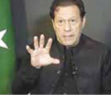 Imran says early elections to help control ‘biggest ever economic meltdown’