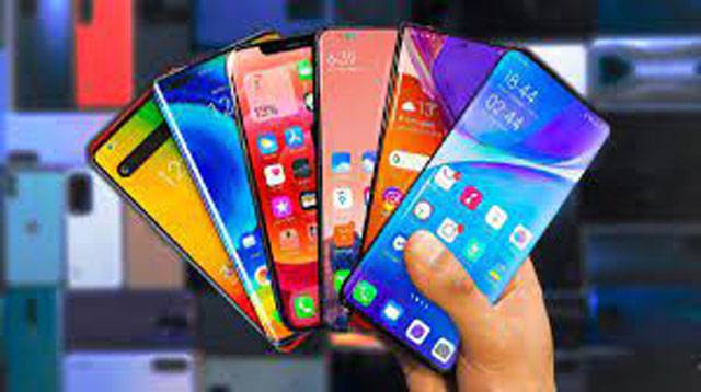 Mobile phones import decreases over 68pc to $447m in 8 months  