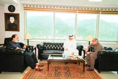 Talha, Saad, Saudi envoy discuss improved facilities for pilgrims