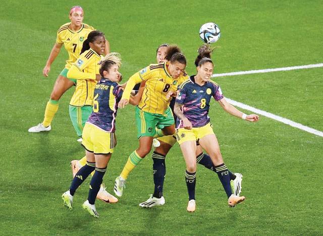 Usme leads Colombia to first Women’s World Cup quarterfinals