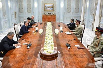 General Asim meets Uzbekistan President