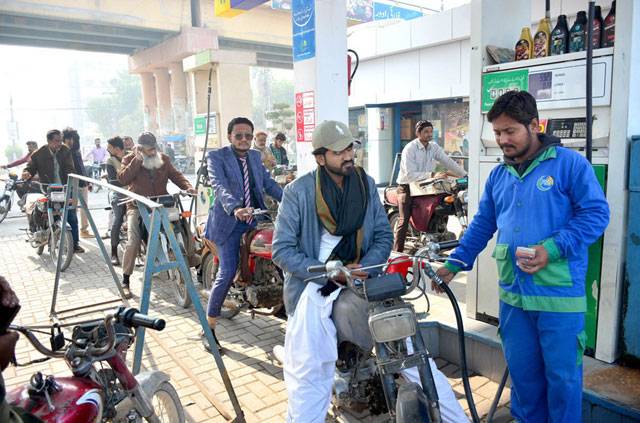 Petrol price drops by over Rs64 per litre in last 3 months