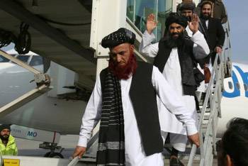 Two ex-Guantanamo prisoners return to Afghanistan