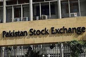PSX witnesses bearish trend, loses 312 points