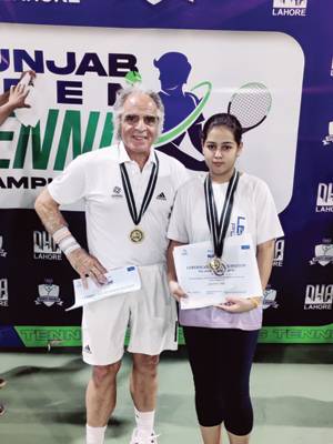JDW reach 124-4 on rain-affected day in President’s Trophy quarterfinal