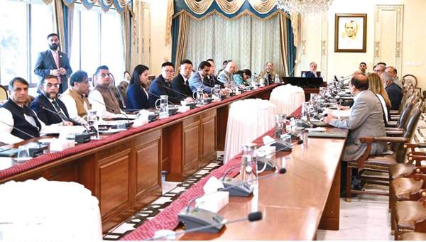 Govt mobilising all resources to help victims of floods: PM