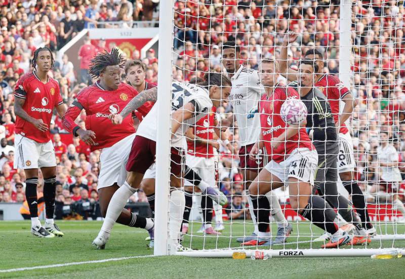 Calafiori strike gives Arsenal 1-0 win over Man United