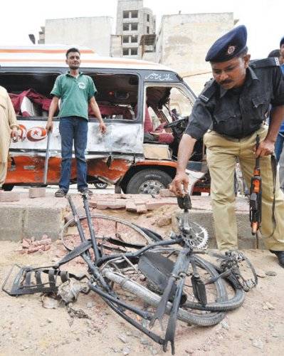 SSP escapes bomb blast in Karachi