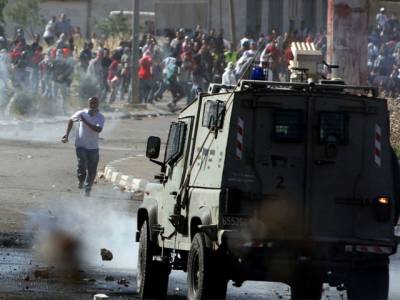 Clashes as Palestinians mark Nakba Day