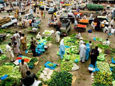 Prices of commodities surge ahead of Ramazan 