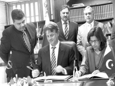Govt, ADB sign $400m loan for energy sector reforms