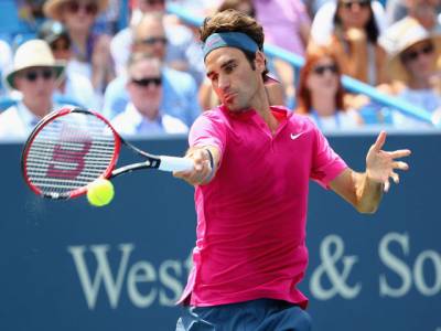 Federer beats Djokovic for seventh Cincinnati title
