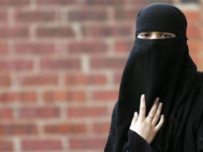 British public heavily in favour of burqa ban