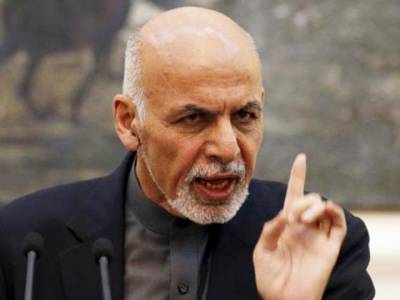 Ghani threatens to close Pak CA transit route