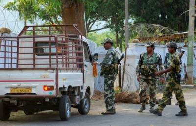 Indian police kill 2 Maoists after deadly ambush