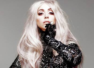 Gaga to launch a fashion range