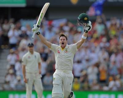 'Special' Smith leaves Ashes rivals and teammates in awe