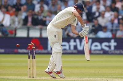 Pakistan lord over England on day one