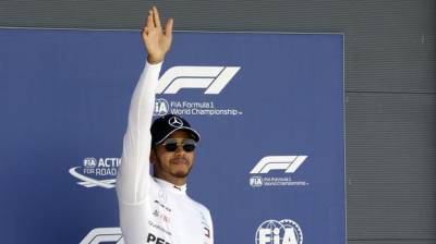 Hamilton speedy last lap grabs pole at British Grand Prix 