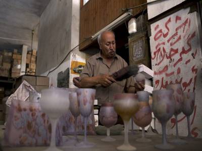 Gaza’s traditional crafts industries rapidly disappearing