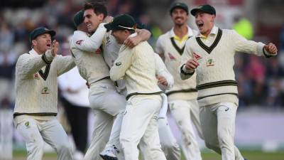 England lose late wickets as Australia close in on Ashes