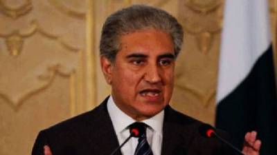No intention to mess with Sindh govt: Qureshi