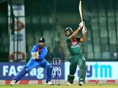 Mushfiqur helps Bangladesh snatch first T20 win over India