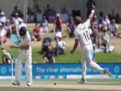 Feeble England thrashed as New Zealand secure crushing victory in first Test
