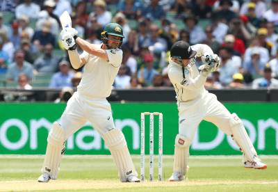 Ton-up Head leads Australian charge before bowlers strike 