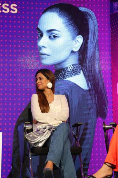 Amar Khan at her witty best at ZAB Media Festival