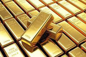 Gold price dips Rs1500, sold at Rs95,500/tola