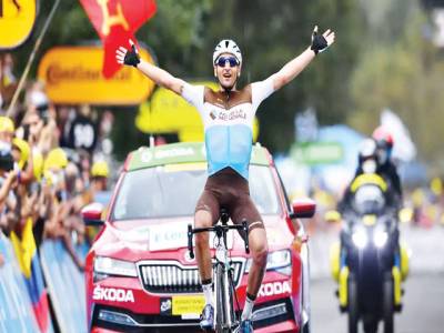Peters wins Tour eighth stage as fellow Frenchman Pinot slumps