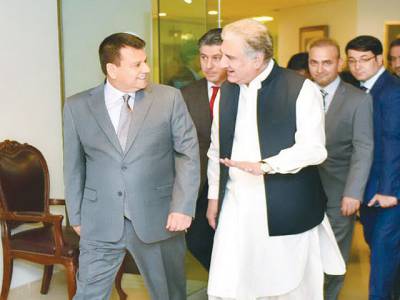 Progress in intra-Afghan negotiations will help reduce violence: Qureshi