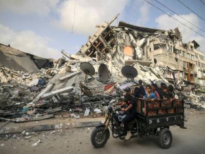 Gazans survey damage as Israel-Palestinian ceasefire holds