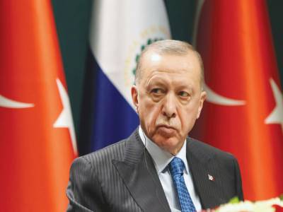 Turkey’s Erdogan arrives in UAE to boost long-strained ties