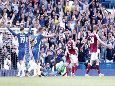 Pulisic strikes late as Chelsea squeeze past West Ham 1-0
