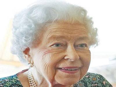 Queen’s frail health raises fears of unfair ‘treatment by unsympathetic staffers’