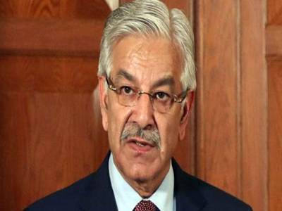 Govt to put country on right track, fight corruption: Asif