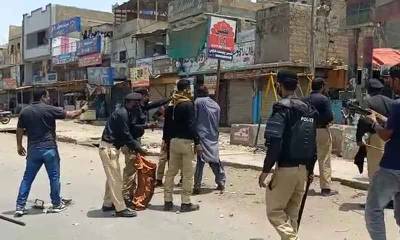 Police baton-charge ‘powerless’ protesters in Karachi’s Lyari