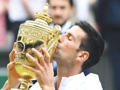 Djokovic beats Nick Kyrgios to clinch 7th Wimbledon title
