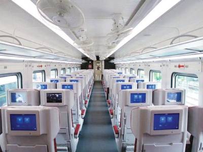 Railways to receive first batch of 230 passenger coaches in December: Saad Rafique