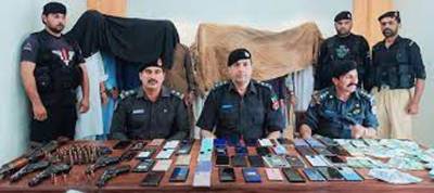 Robbers’ gang busted in Peshawar