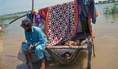 Thousands in flood relief camps hit by waterborne diseases