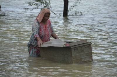 Pakistan seeks bigger global response for flood affectees