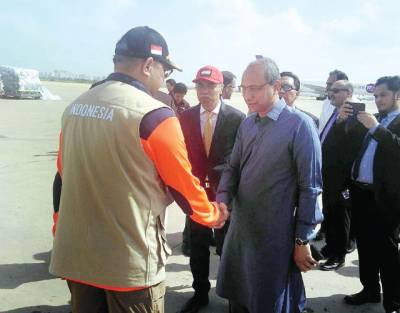 Saeed Ghani receives first relief flight from Indonesia at Kaarachi Airport