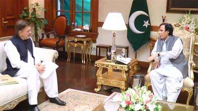 CM Parvez, Humayun Akhtar discuss political situation